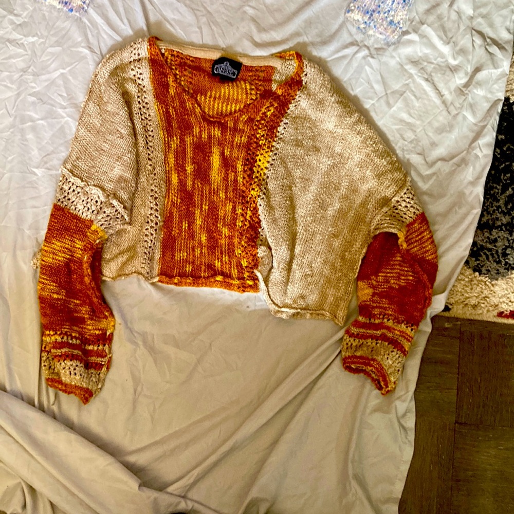 Crop top sweater